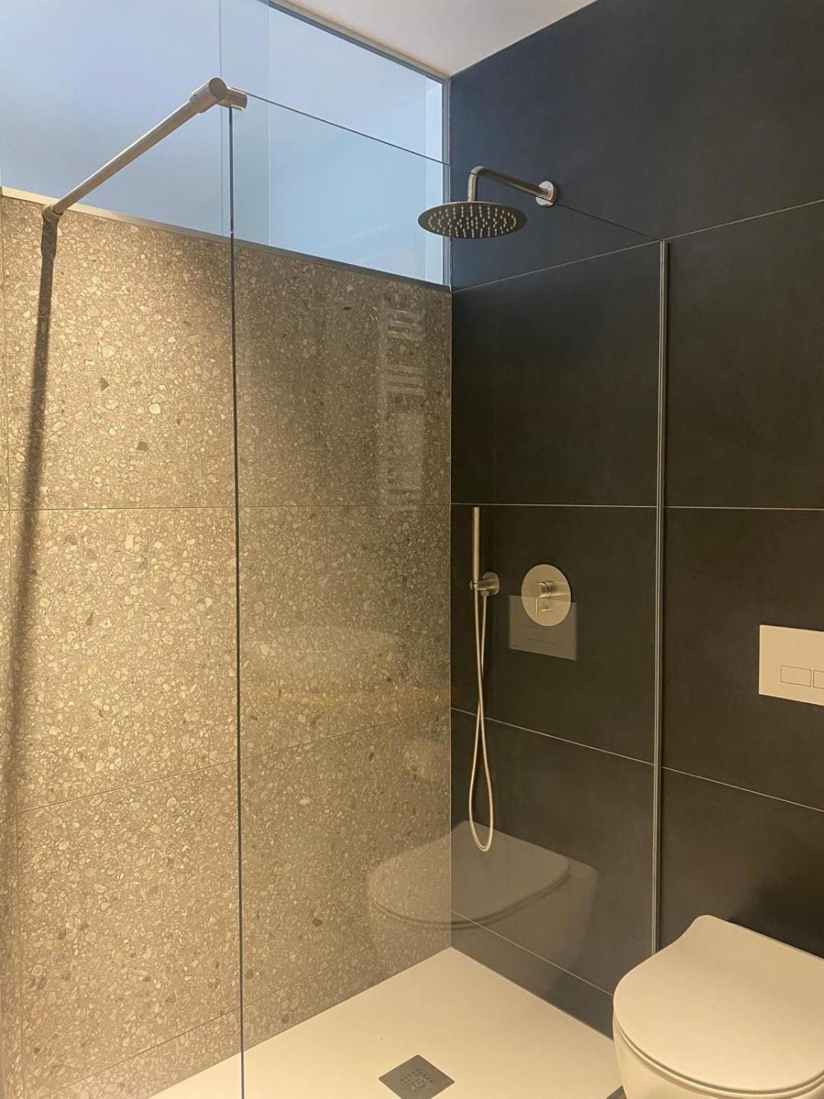 カステルブオーノ Porta San Paolo Houseアパートホテル エクステリア 写真